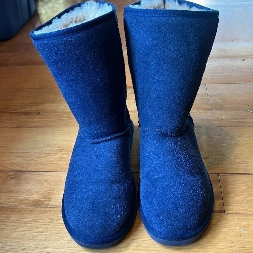 Minnetonka Women's Olympia Sheepskin / Wool Short Boot Elegance Indigo Size 9 - Picture 4 of 8